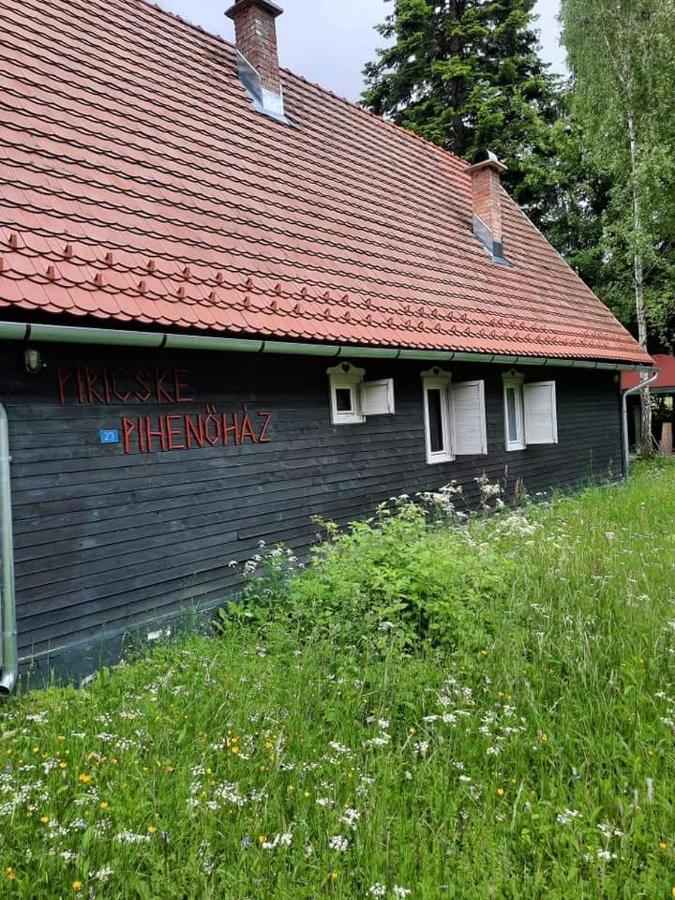 CiceuPiricske Pihenohaz别墅 外观 照片